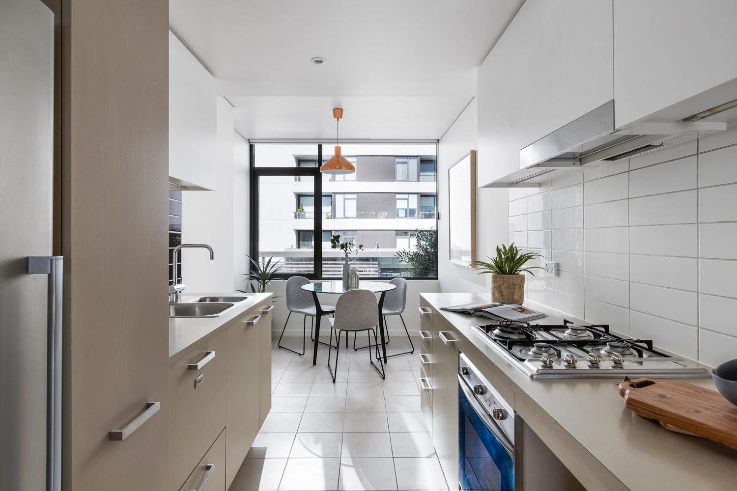 6/153 Beach Street, Port Melbourne image 5