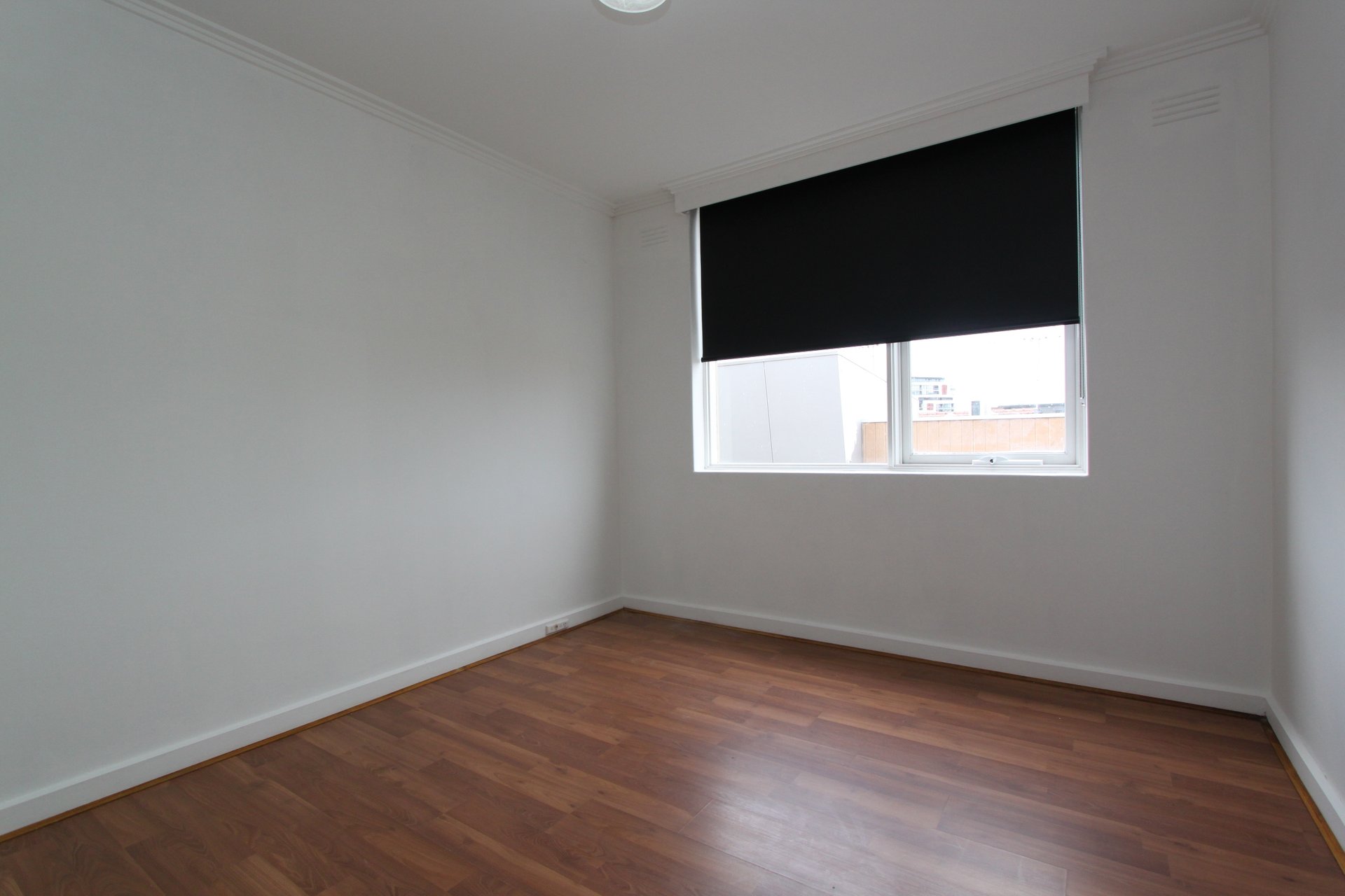 Property Gallery Thumbnail 8
