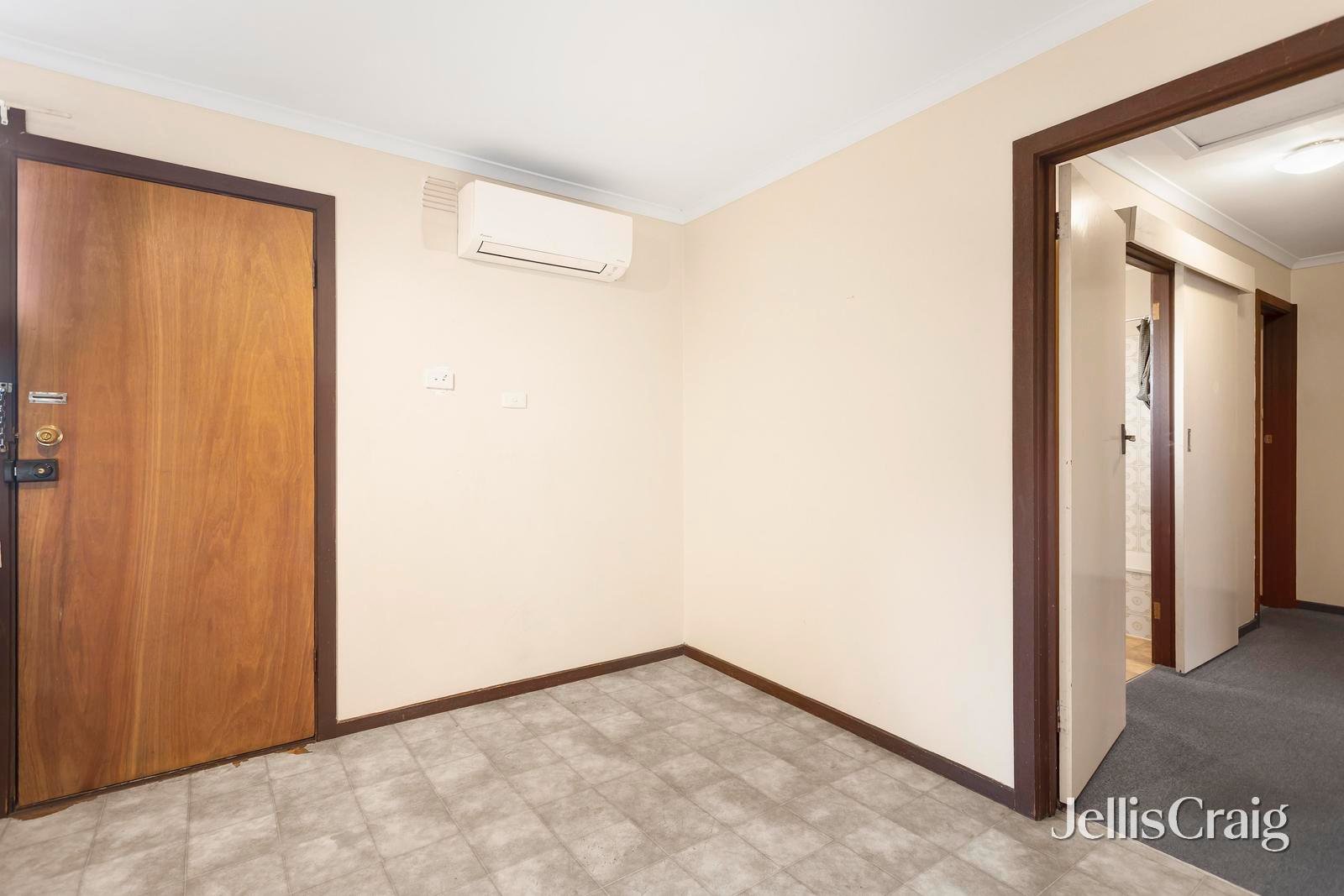 6/16-18 Landale Avenue, Croydon image 4