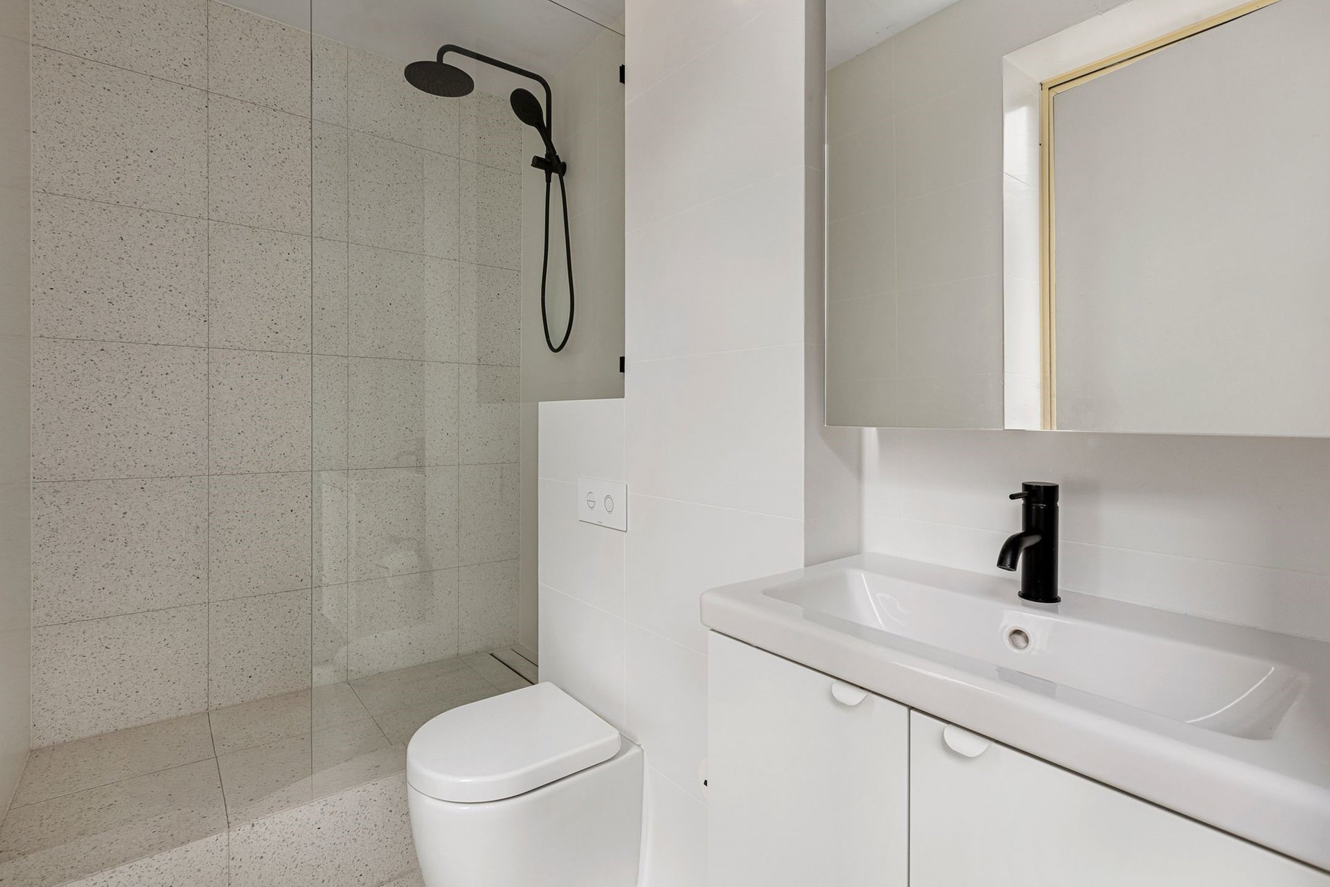Property Gallery Thumbnail 5
