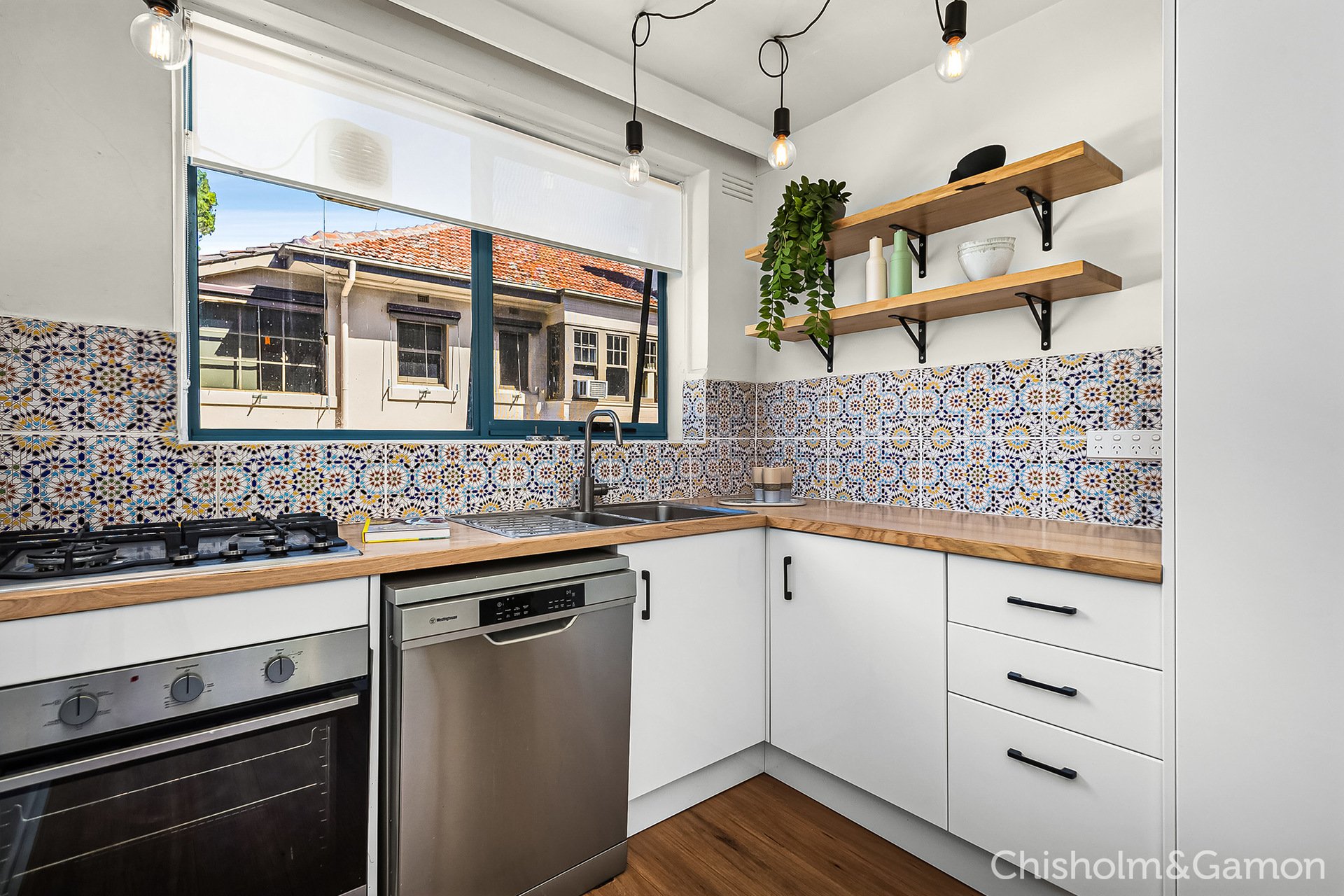 6/16 Mitford Street, St&nbsp;Kilda image 1