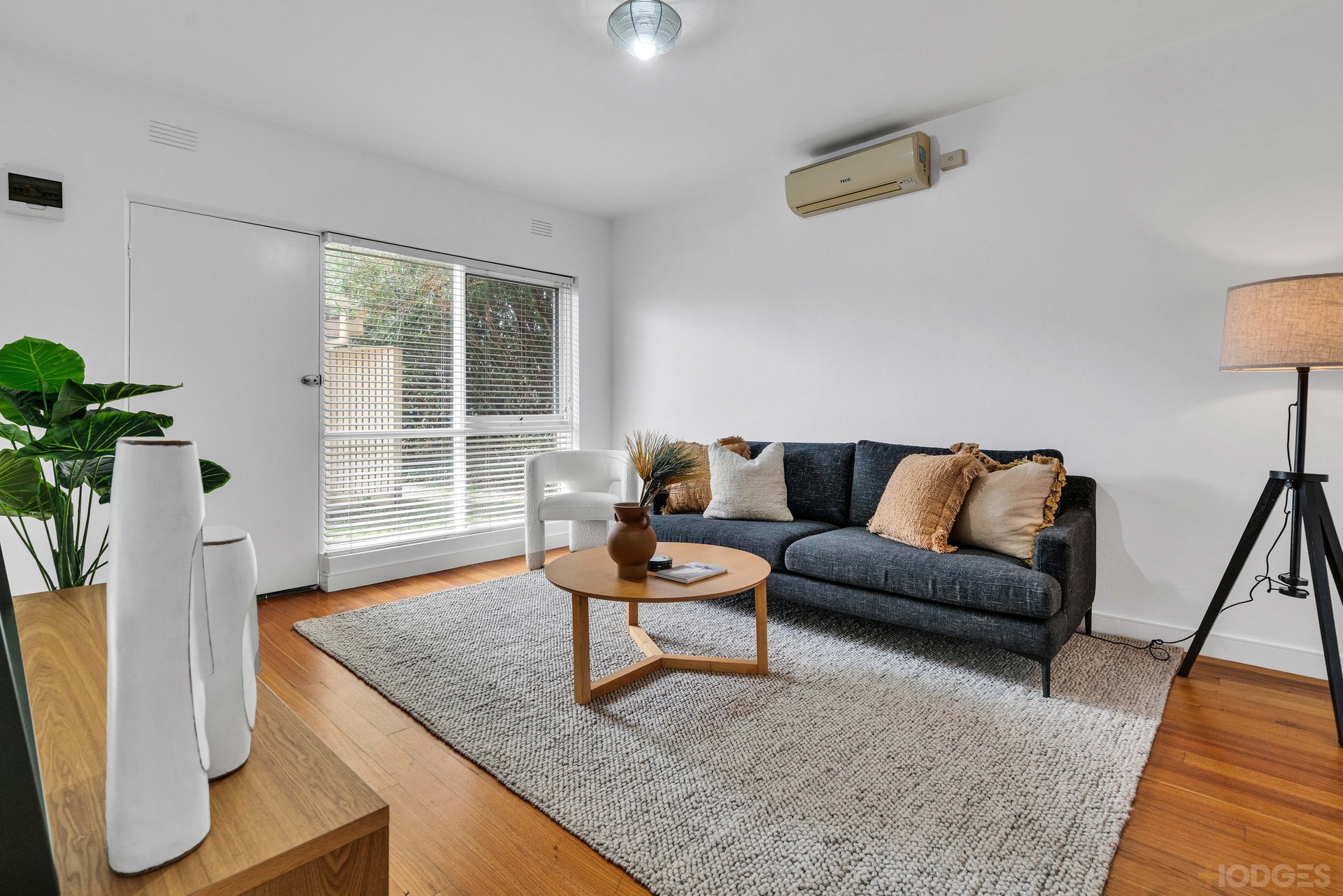 6 / 16 Station Street Mentone