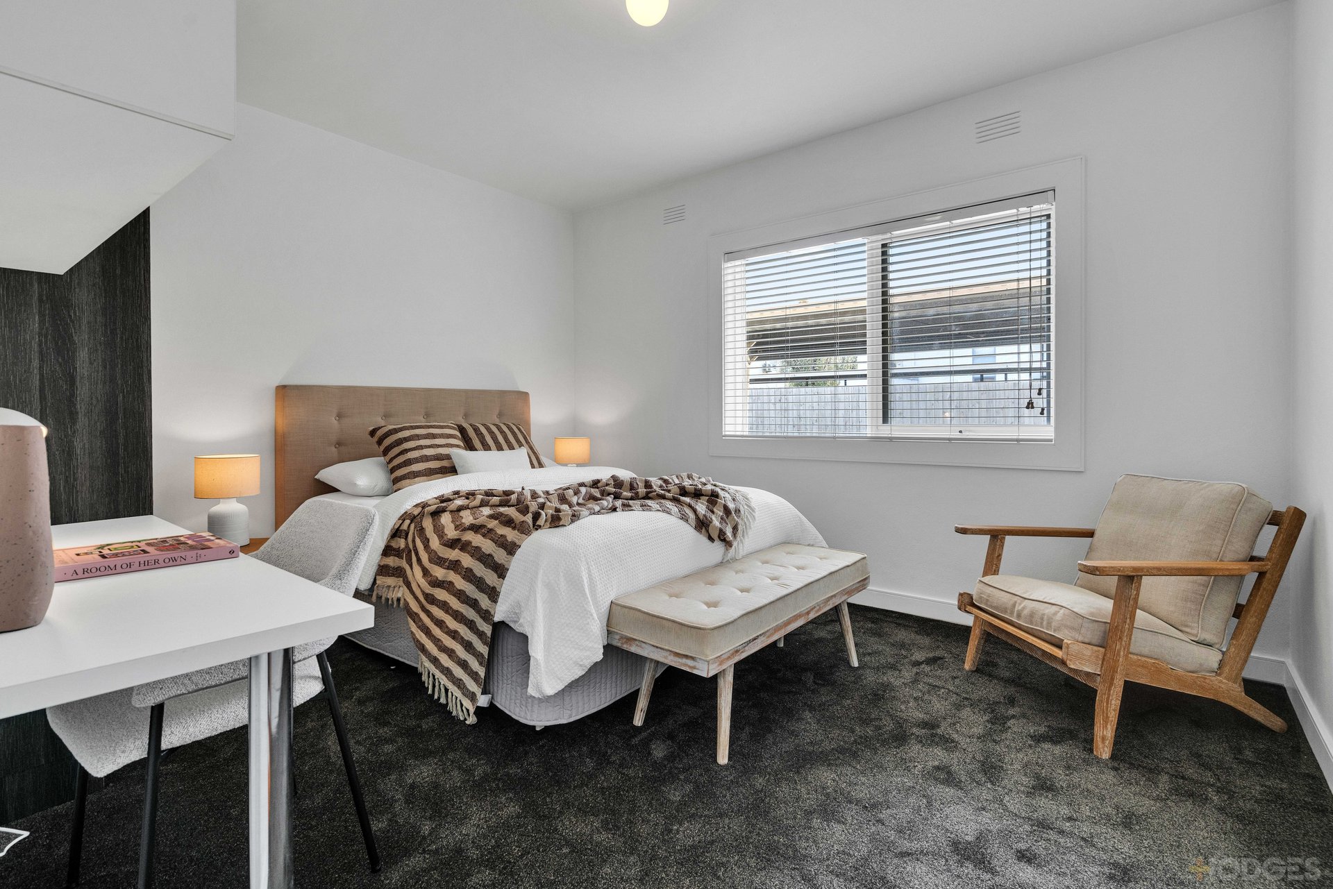 6 / 16 Station Street Mentone