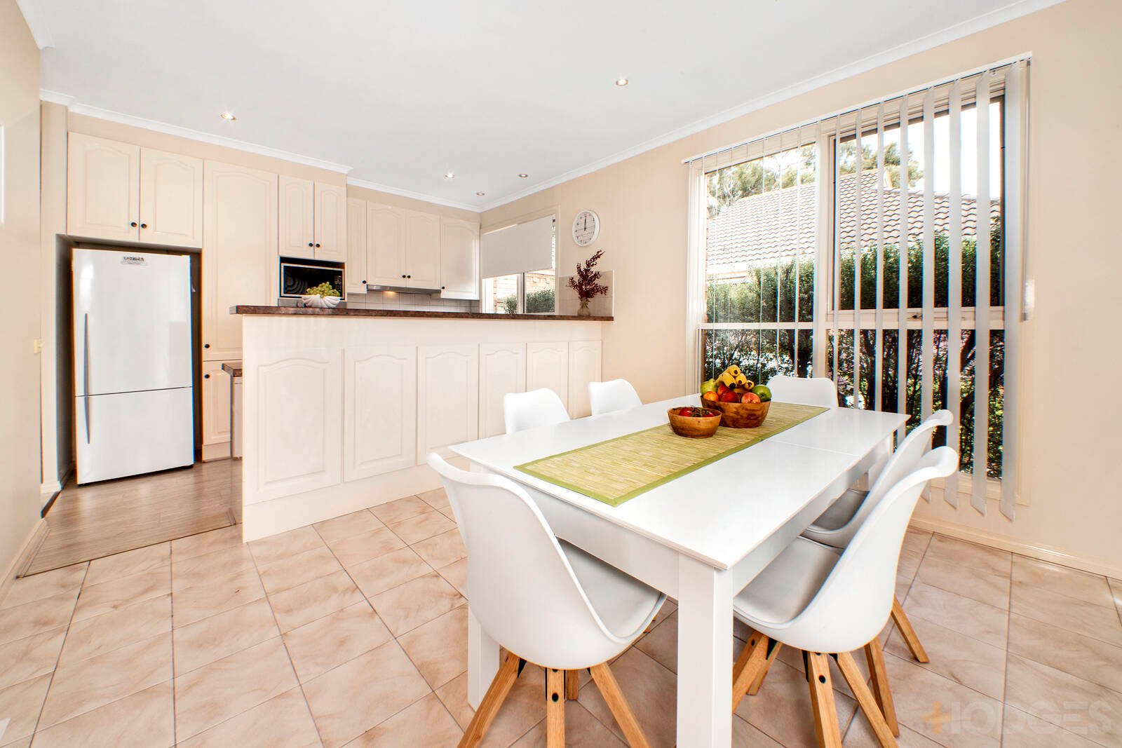 6 / 160 Charman Road Mentone