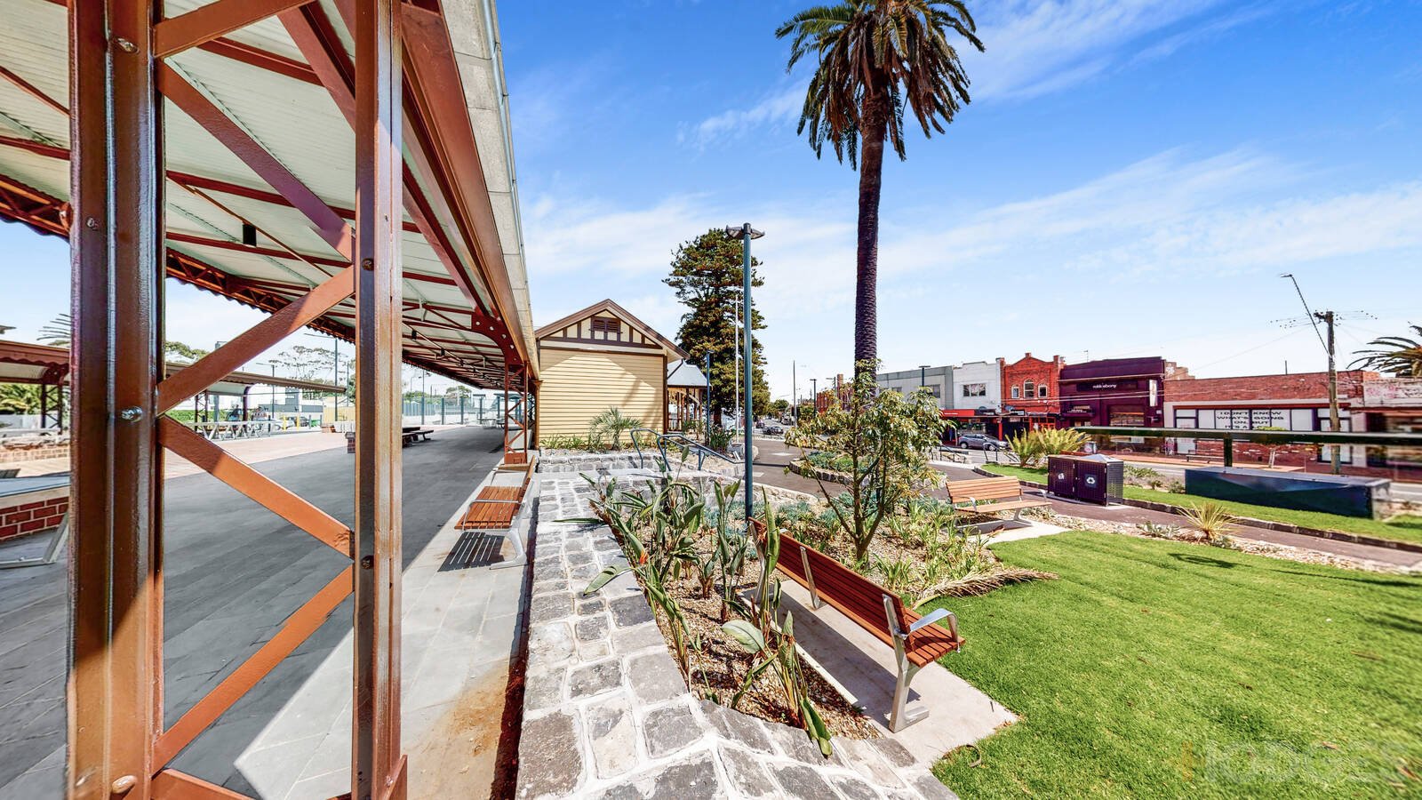 6 / 160 Charman Road Mentone