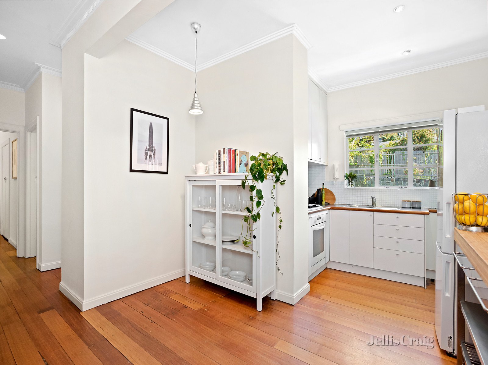 6/161 Alexandra Avenue, Toorak image 3