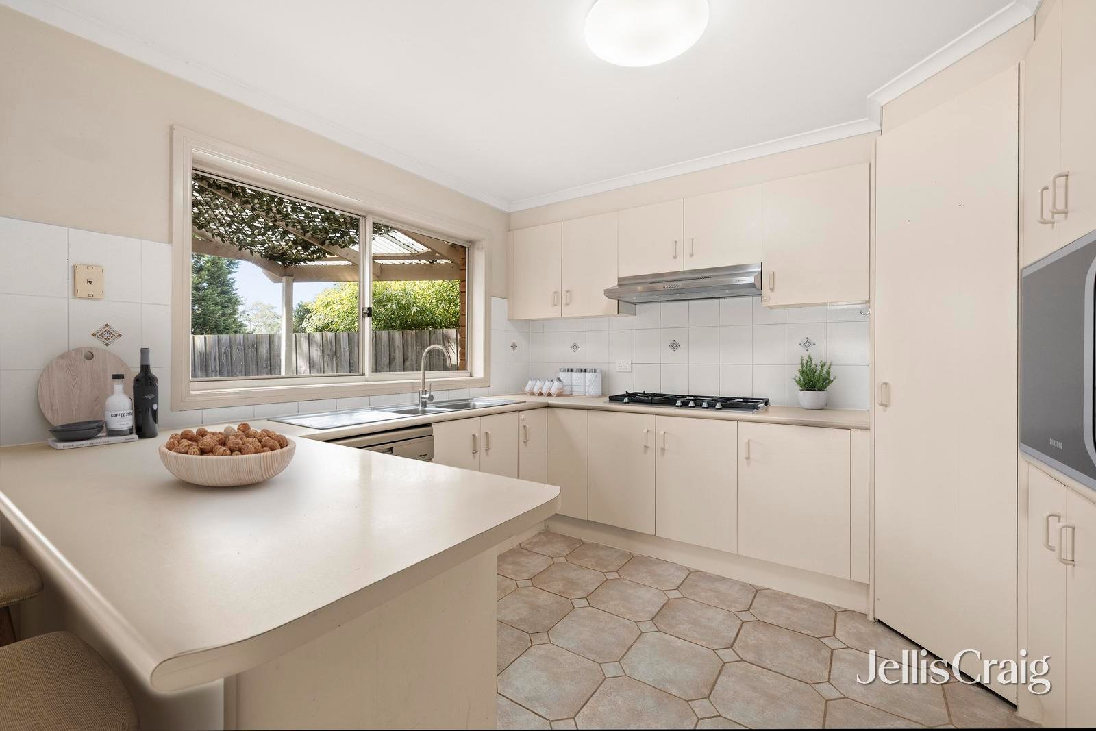 6/163 Mitcham Road, Donvale image 4
