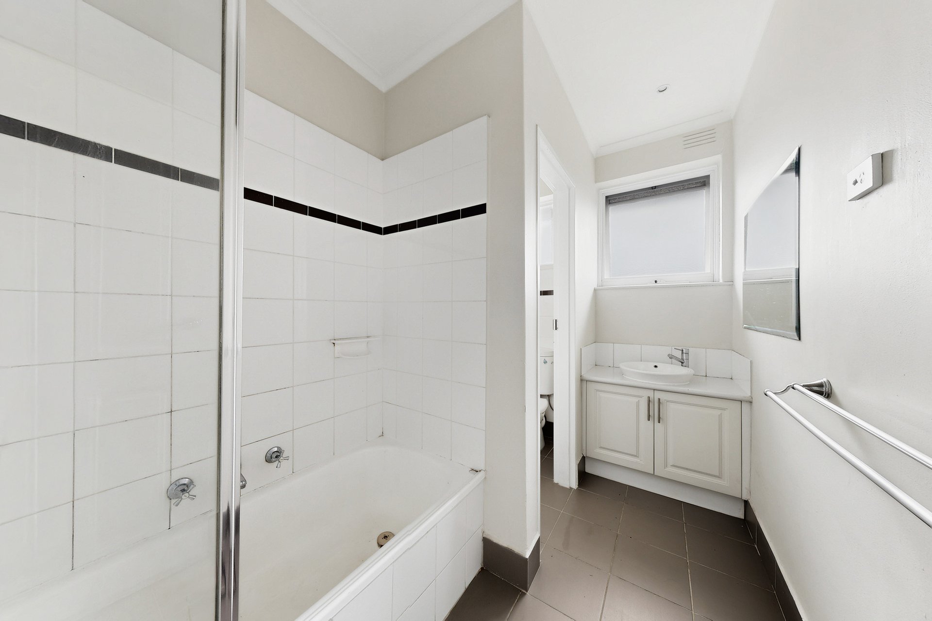 6/164 Leila Road, Carnegie image 10