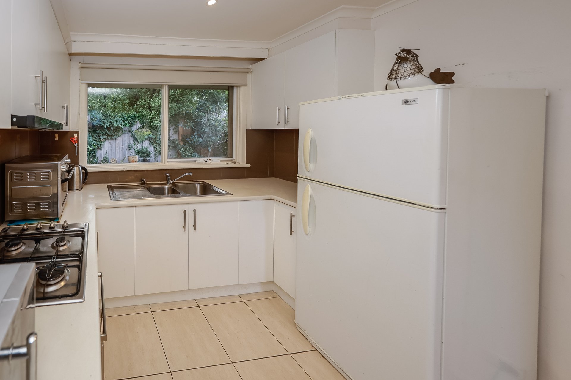 6/17 Cornell Street, Camberwell image 7