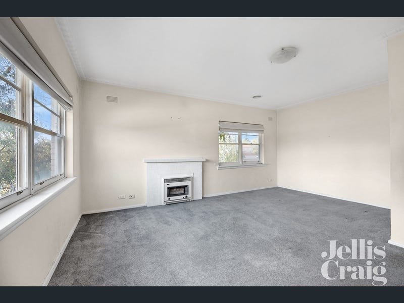 6/17 Kerferd Street, Hampton image 4