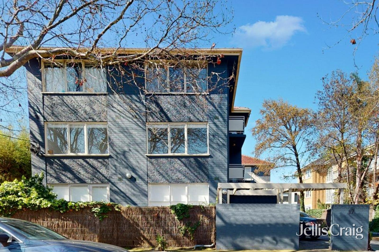 6/17 Tiuna Grove, Elwood image 2