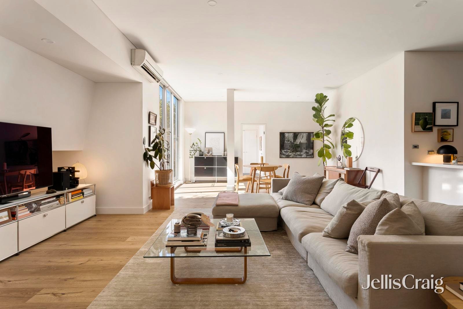 6/170 Oxford Street, Collingwood image 2