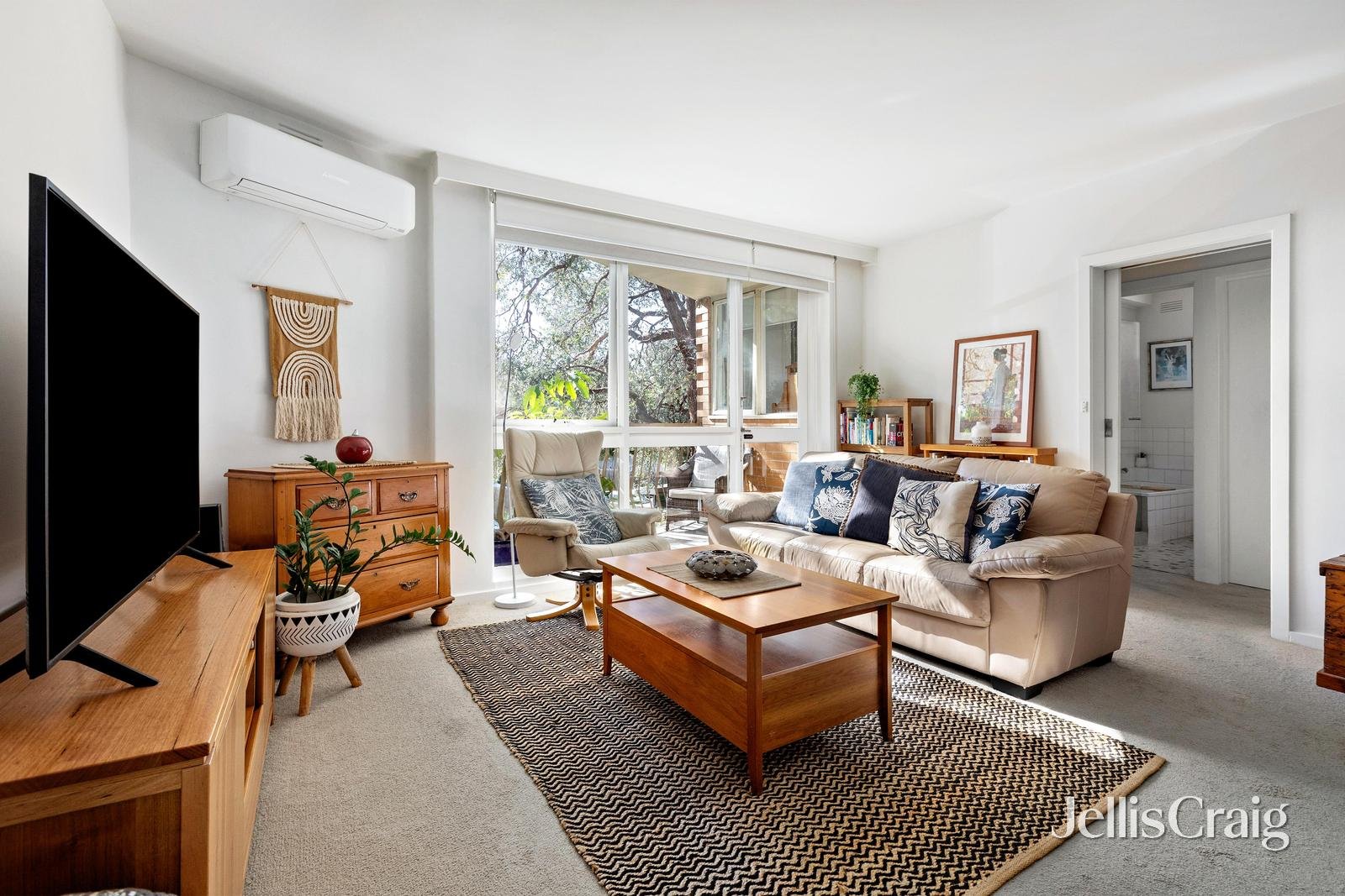 6/18 Charnwood Crescent, St&nbsp;Kilda image 1