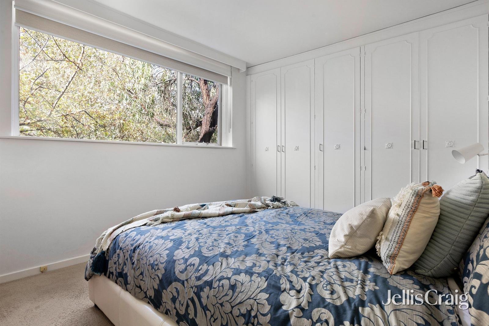 6/18 Charnwood Crescent, St&nbsp;Kilda image 7