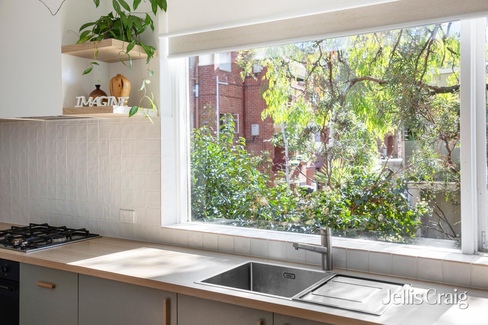 6/18 Charnwood Crescent, St&nbsp;Kilda image 10