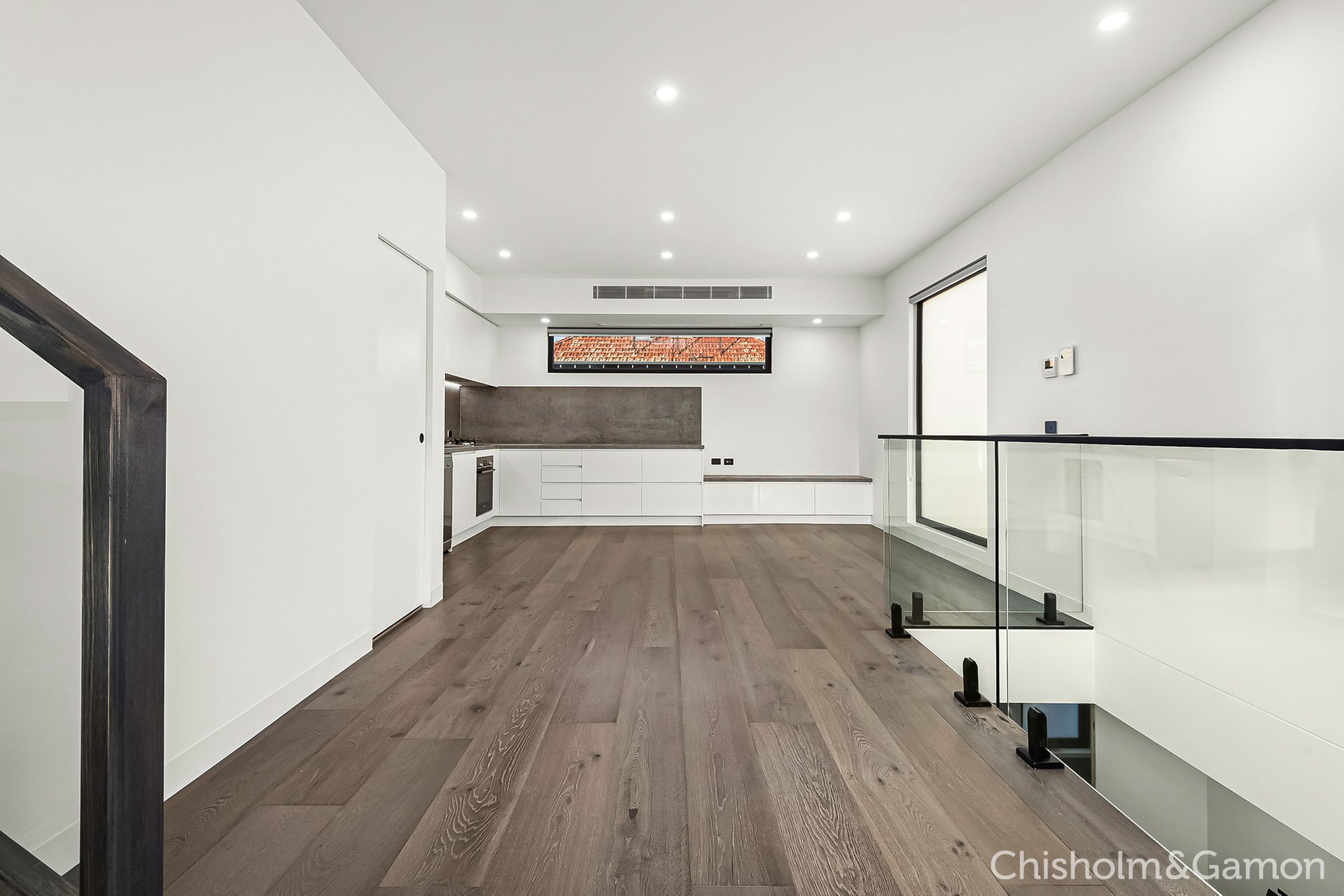 6/18 Joyce Street, Elwood image 1
