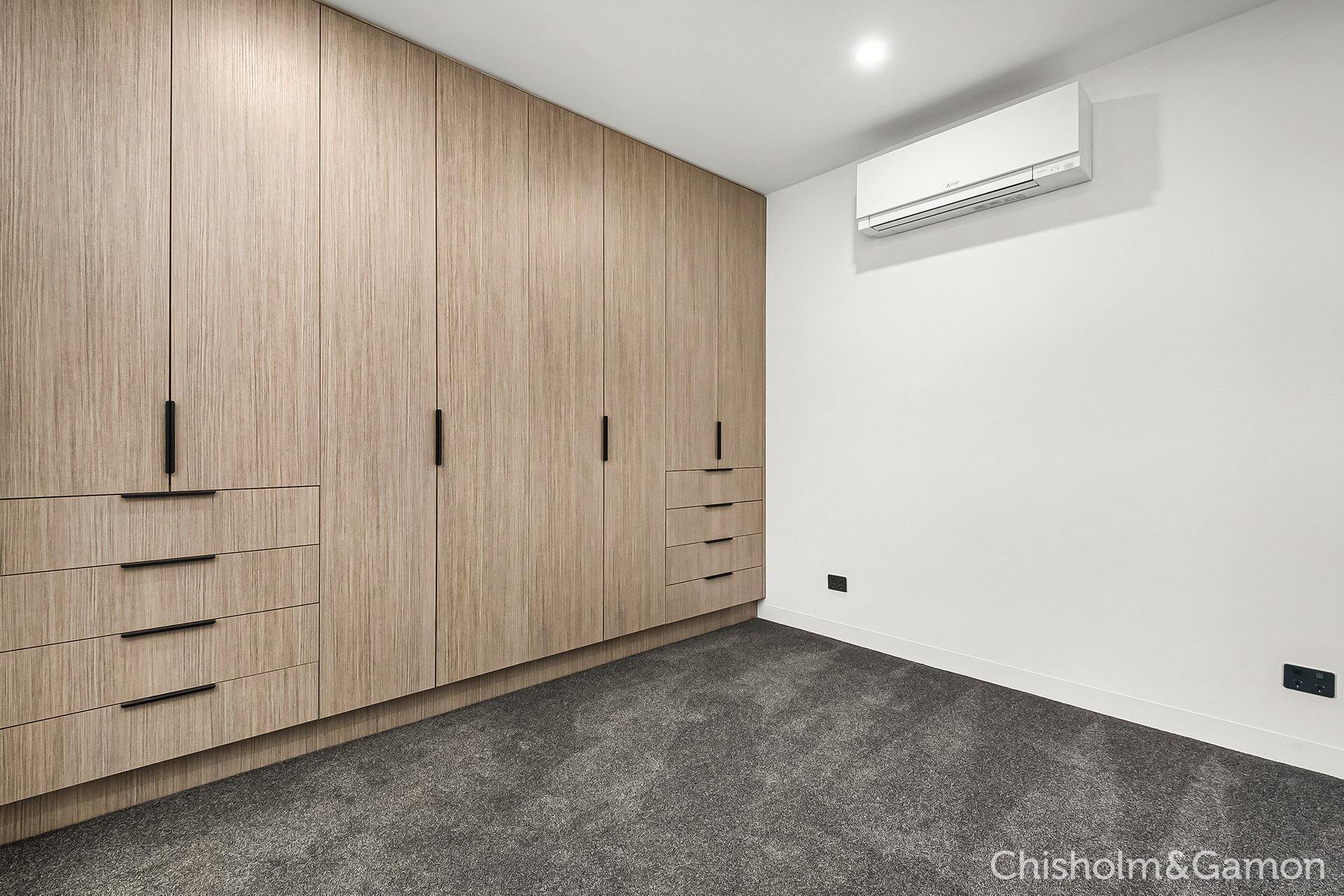 6/18 Joyce Street, Elwood image 8