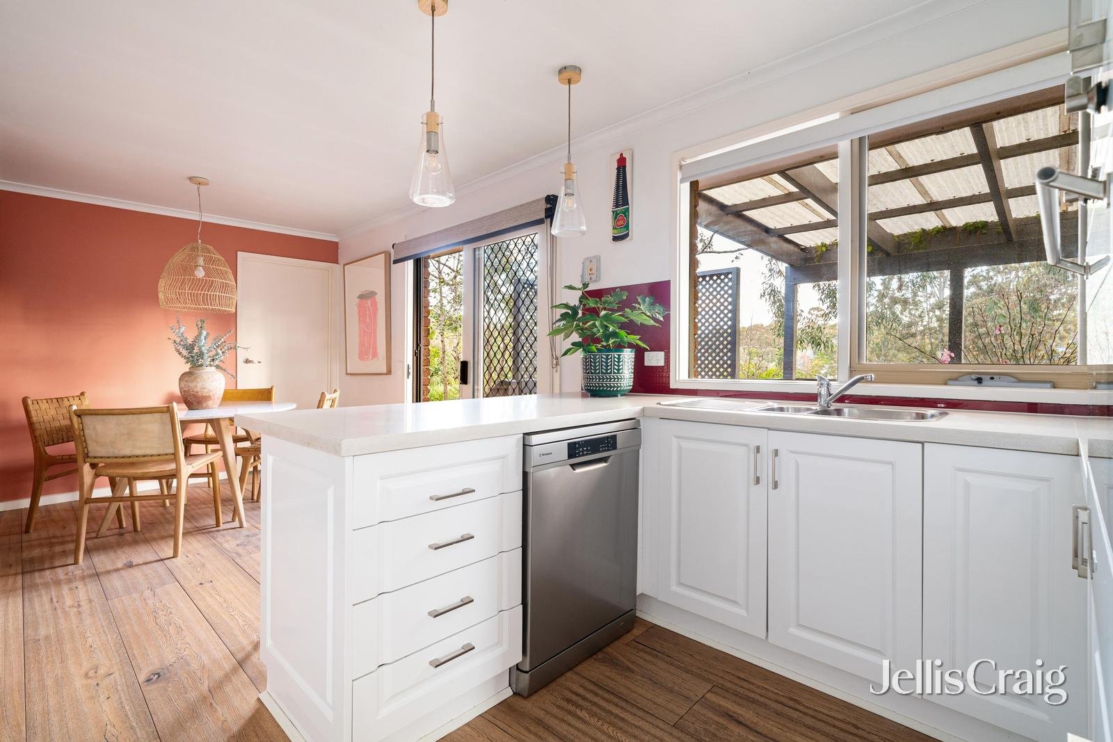 6/18 Livingstone Road, Eltham image 4