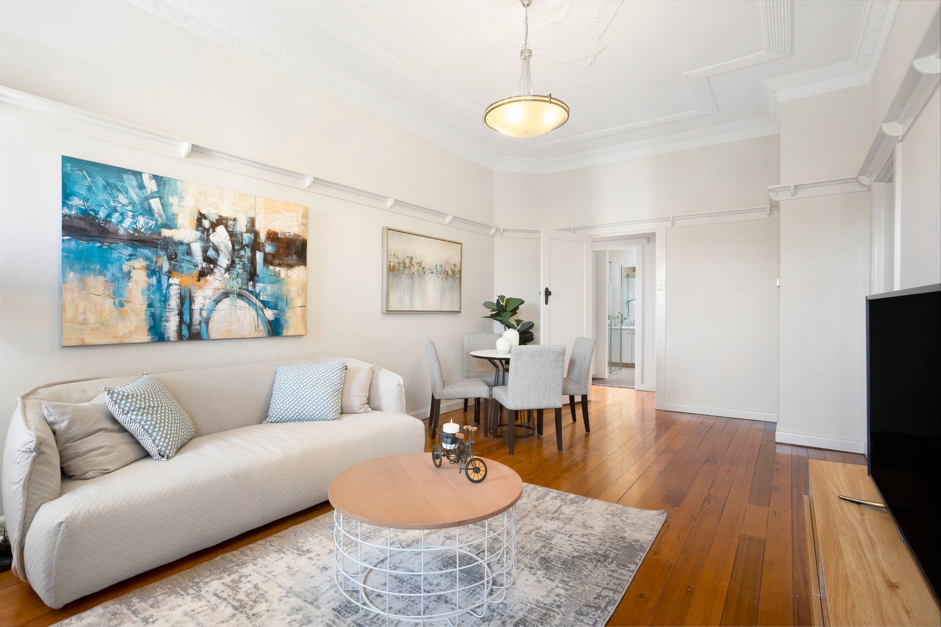 Property Gallery Thumbnail 3