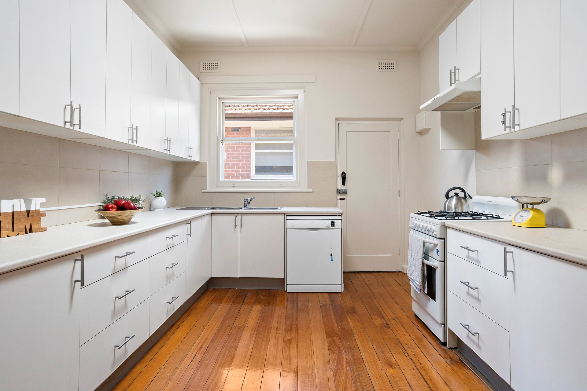 Property Gallery Thumbnail 5