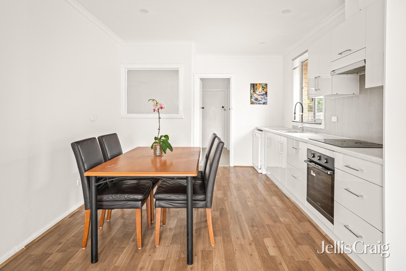 6/18 Venice Street, Mentone image 4