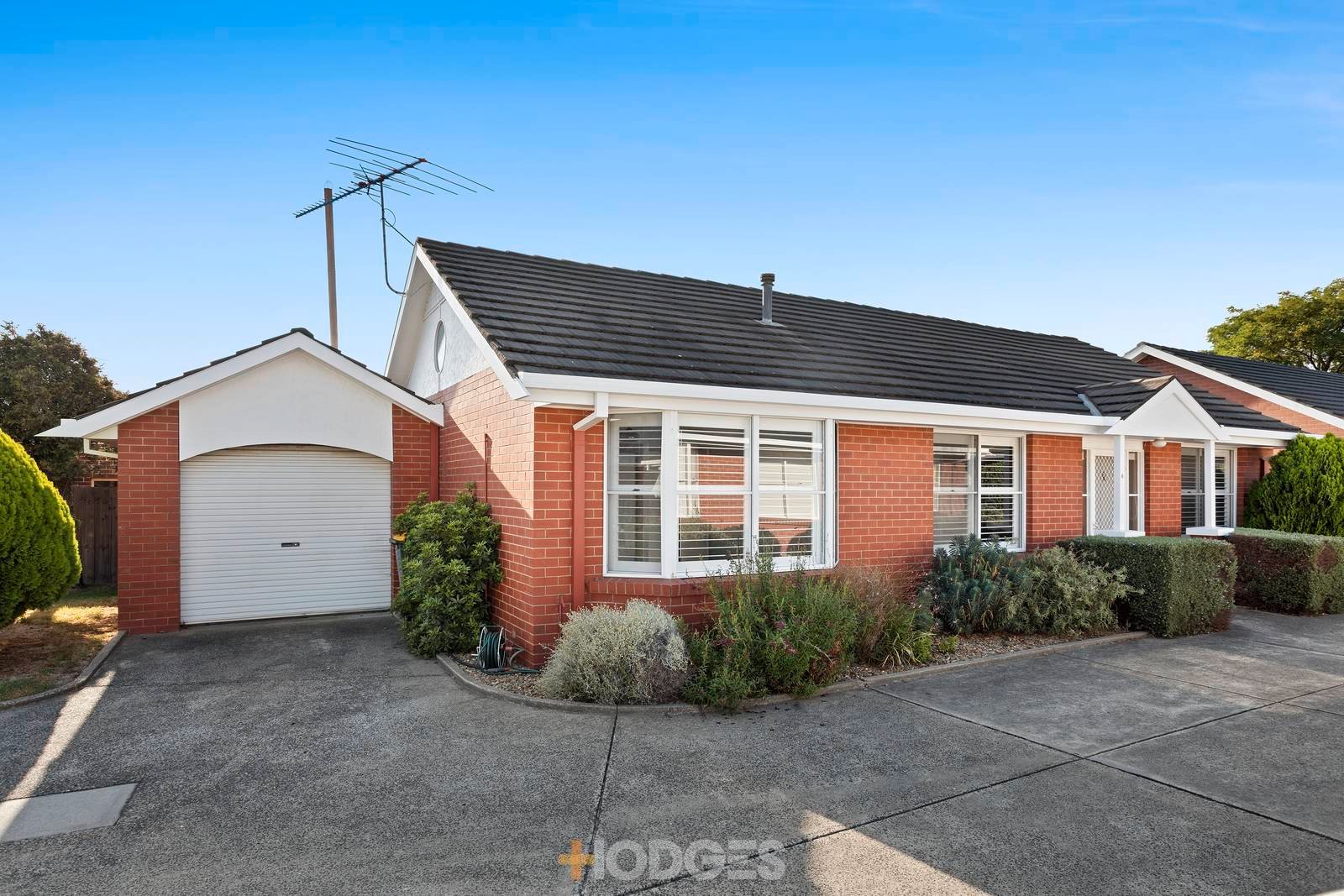 6 / 181 Roslyn Road Belmont