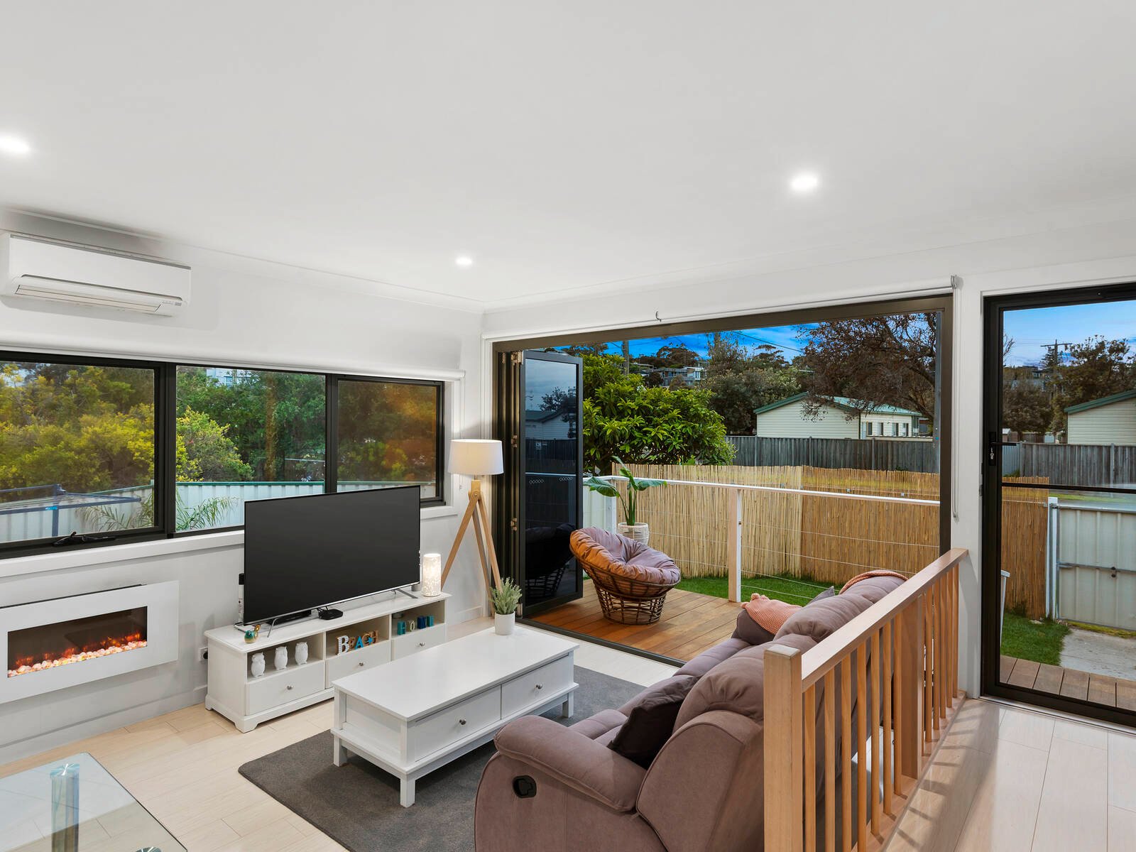 Property Gallery Thumbnail 3