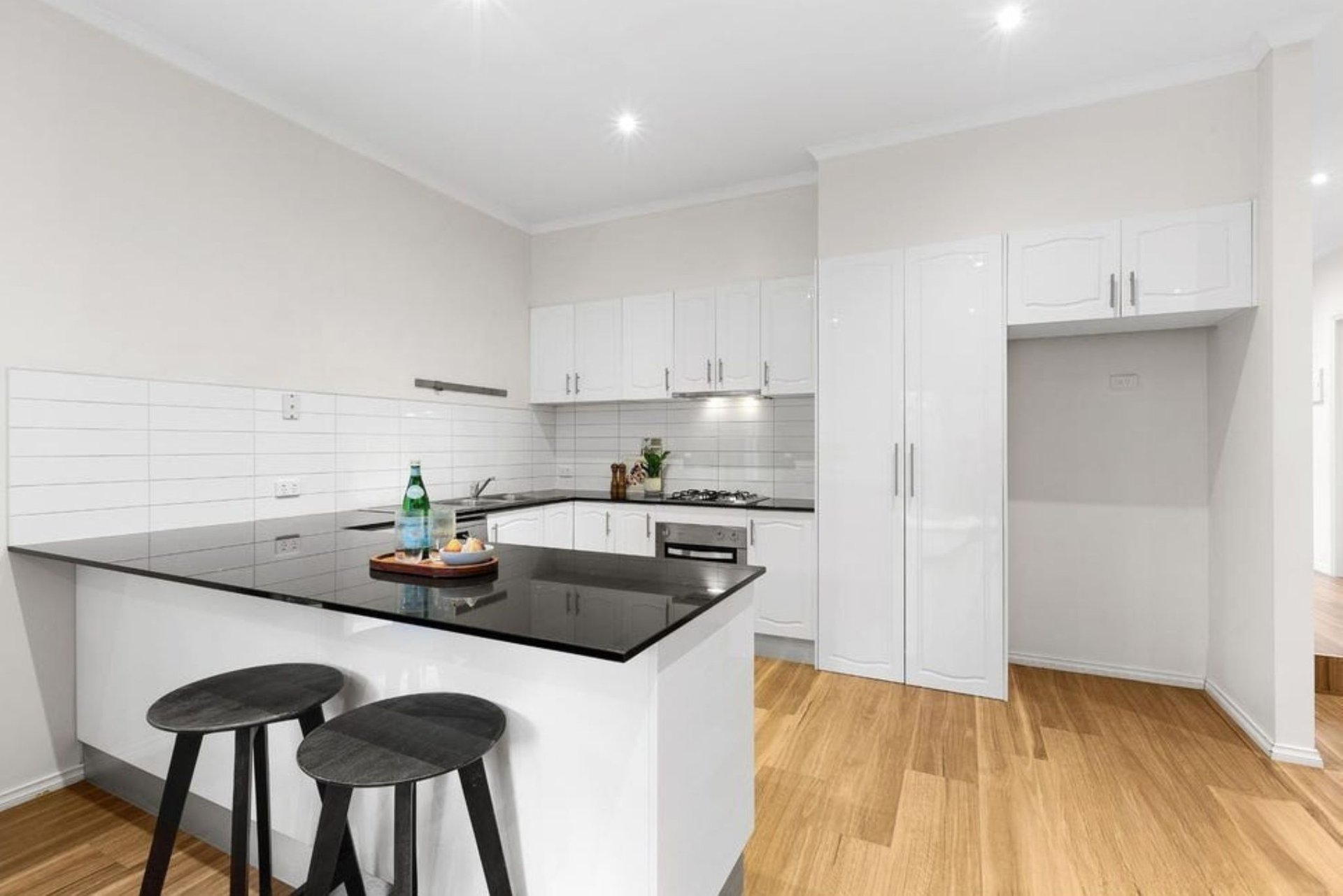 6/19 Braemar Street, Croydon image 2