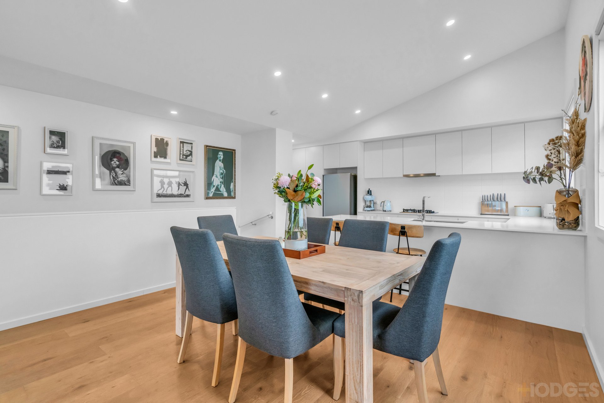 6 / 19 Reeve Court Cheltenham