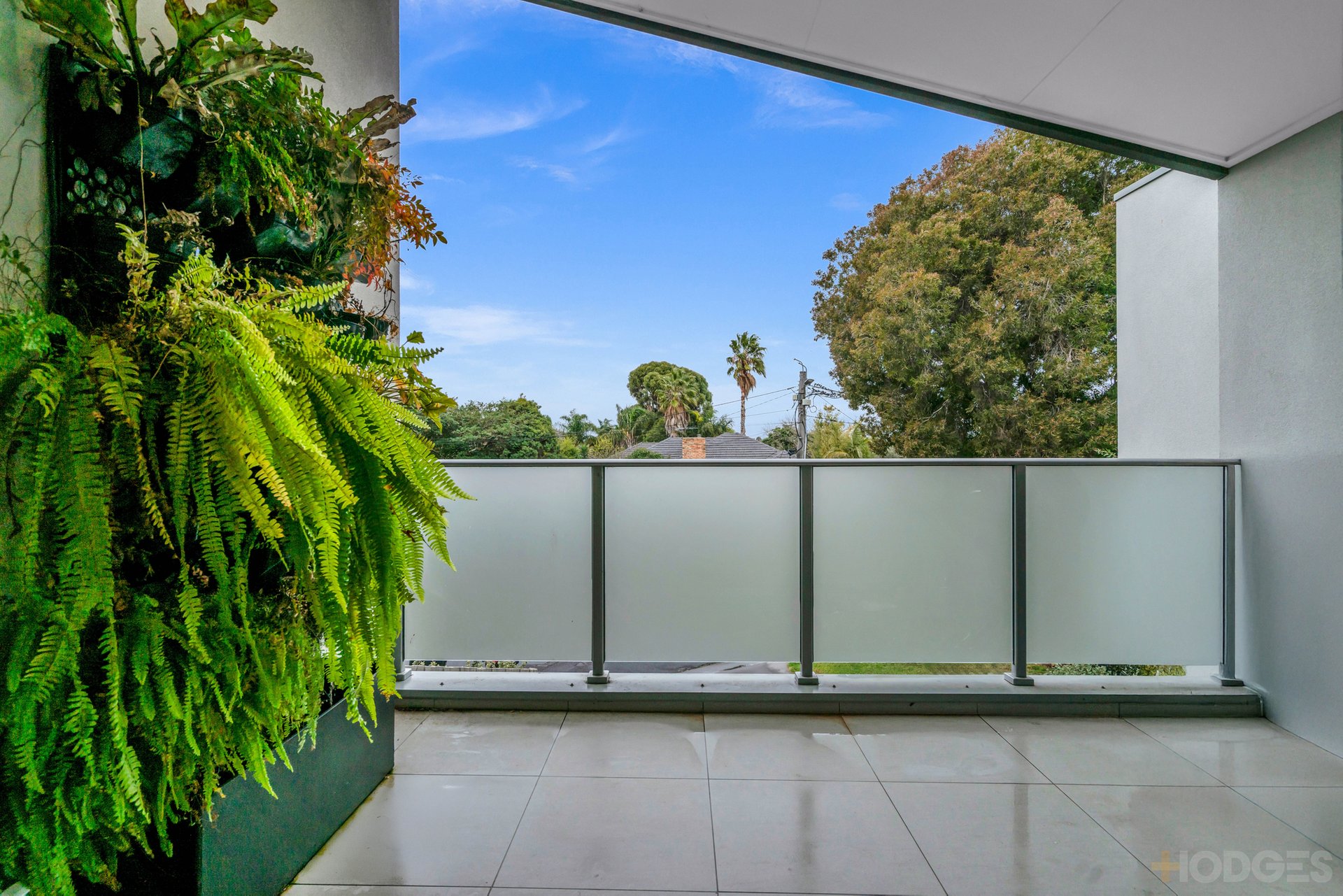 6 / 19 Reeve Court Cheltenham