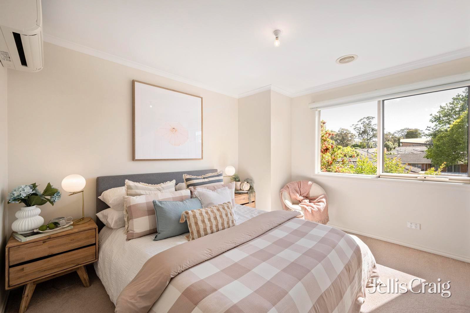 6/196 Hull Road, Mooroolbark image 9