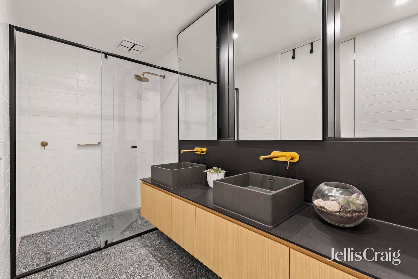 6/198 Beavers Road, Northcote image 12