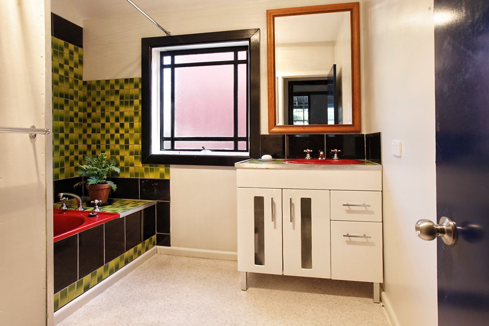 Property Gallery Thumbnail 7