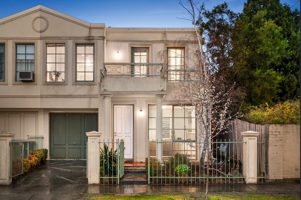 Property Gallery - Main Image
