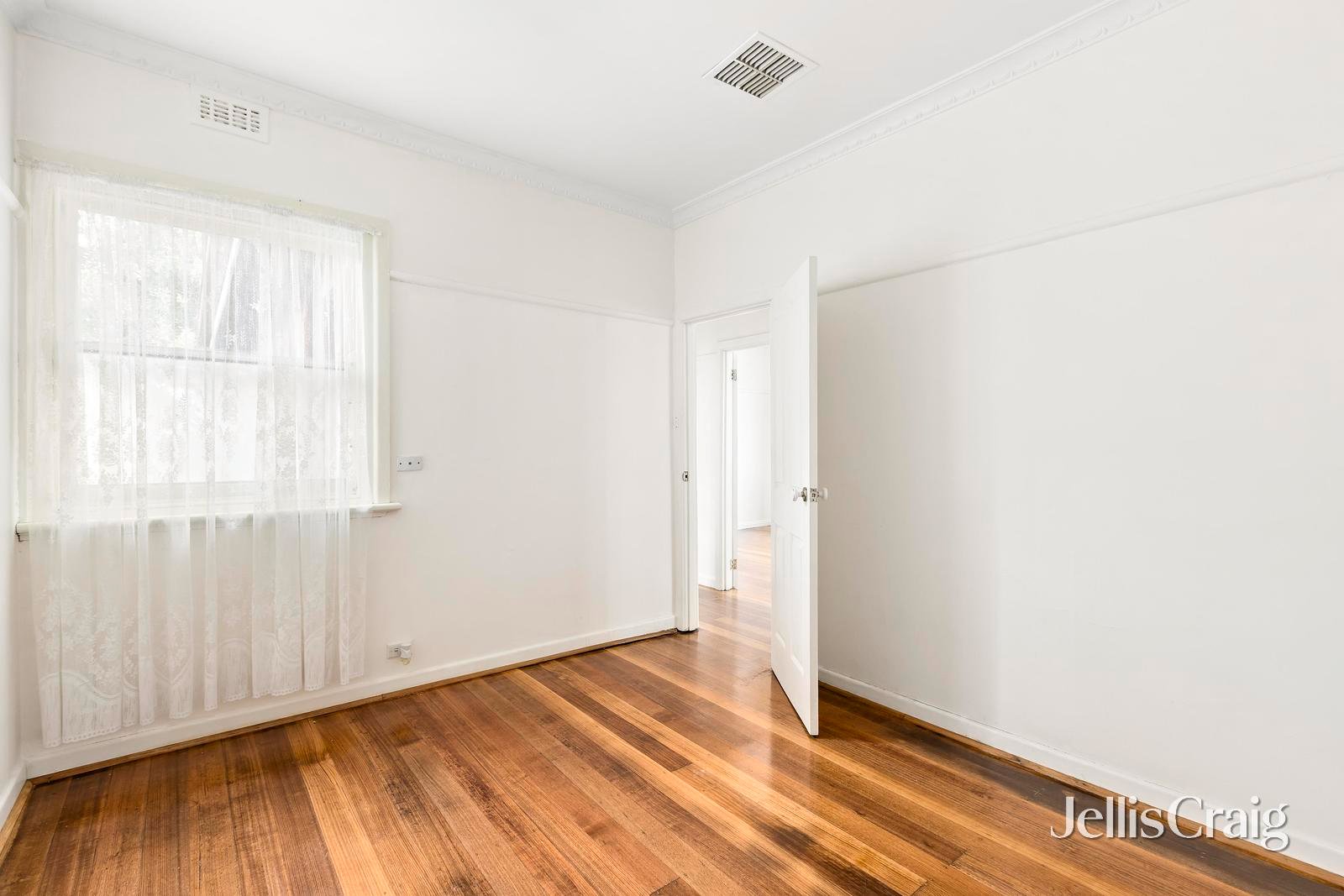 61A Roberts Street, Essendon image 6