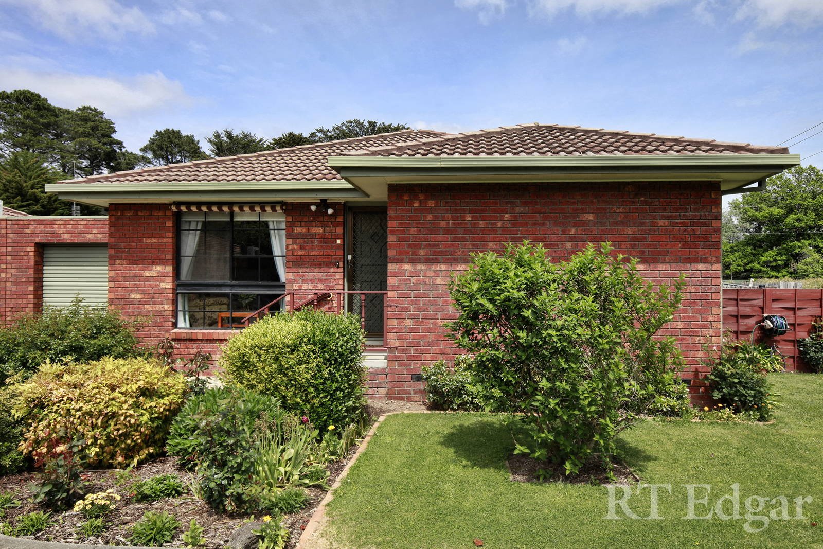 6/24 Buckland Street, Woodend, VIC, 3442 RT Edgar