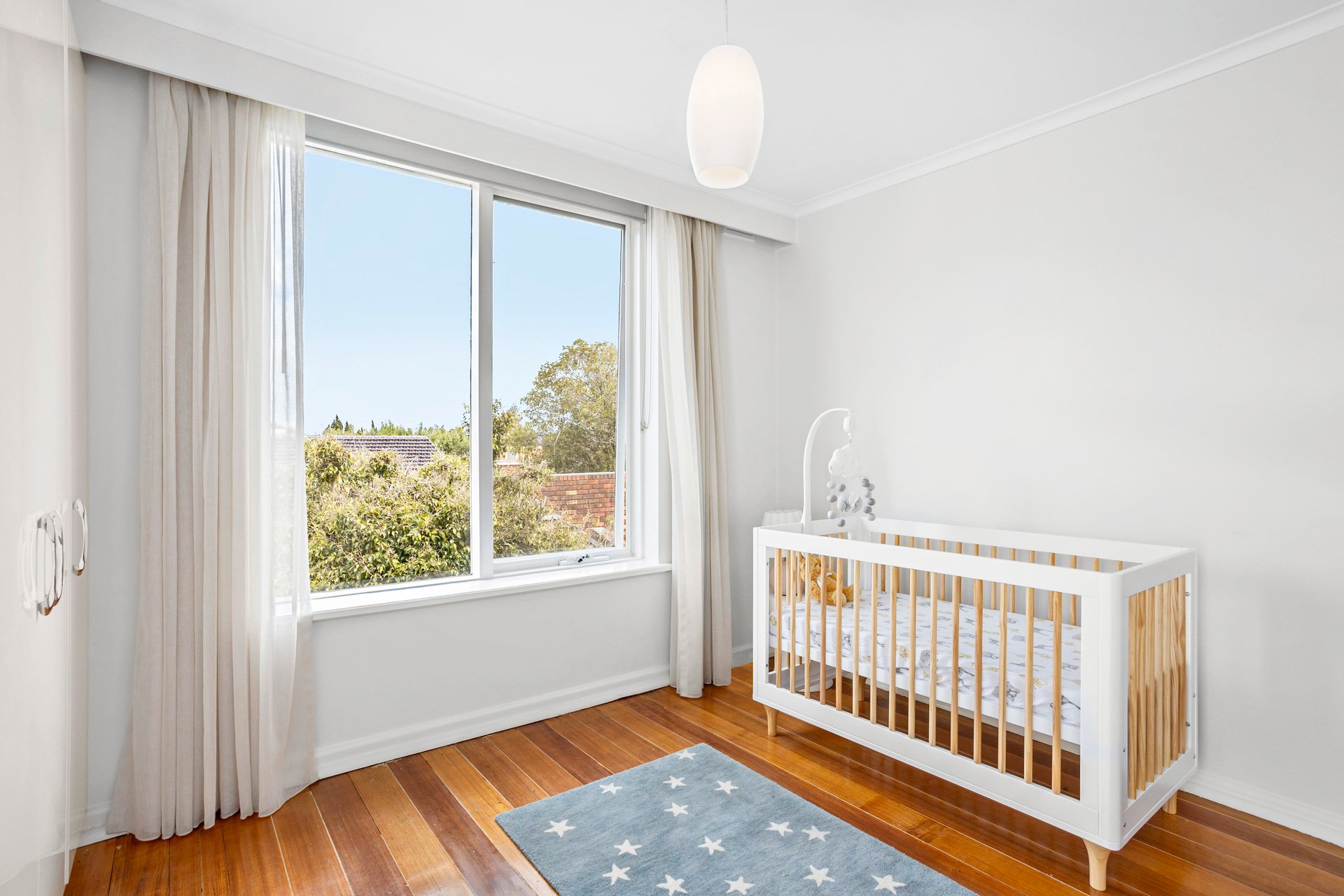 Property Gallery Thumbnail 7