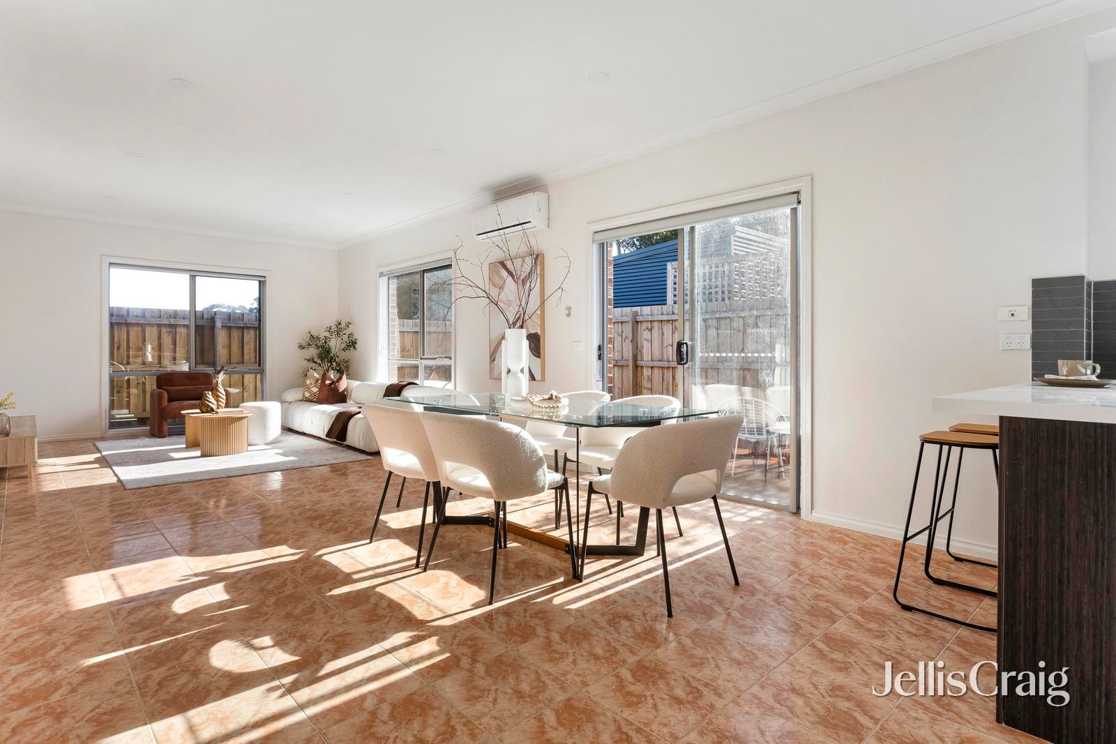 6/2-4 Mckerchar Street, Glenroy image 2