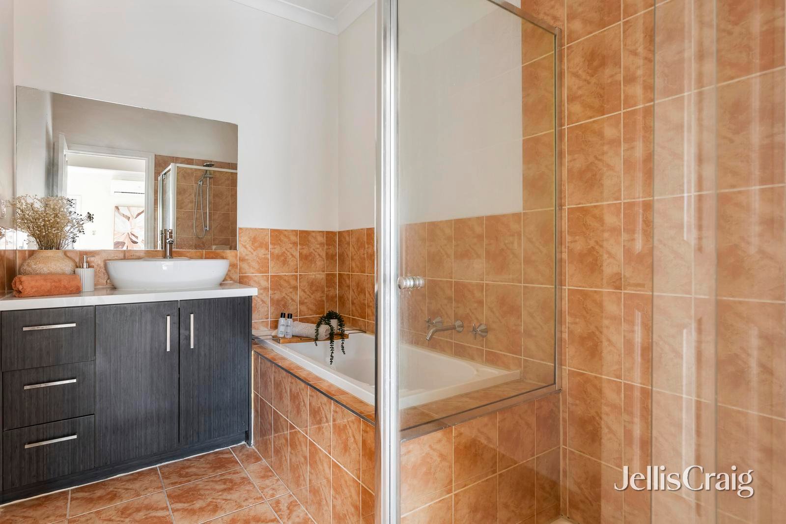 6/2-4 Mckerchar Street, Glenroy image 7