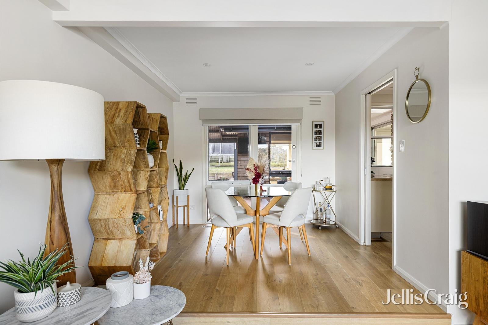 62 Avandina Crescent, Greensborough image 3