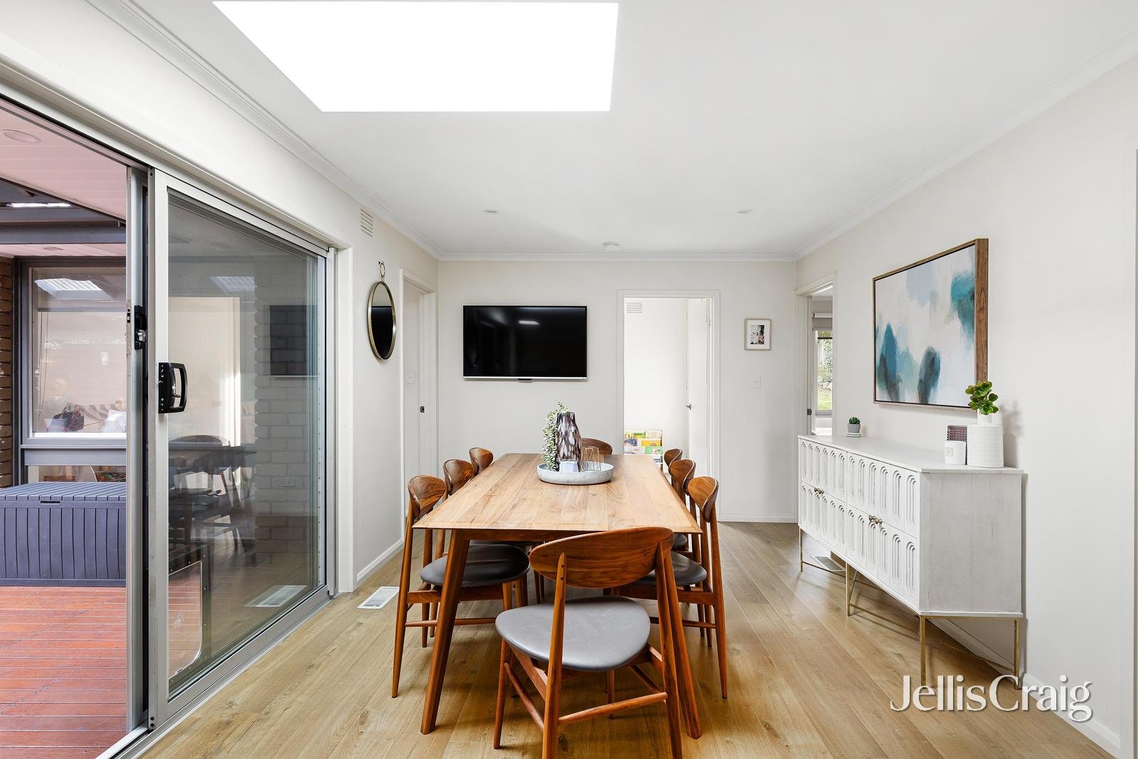 62 Avandina Crescent, Greensborough image 6