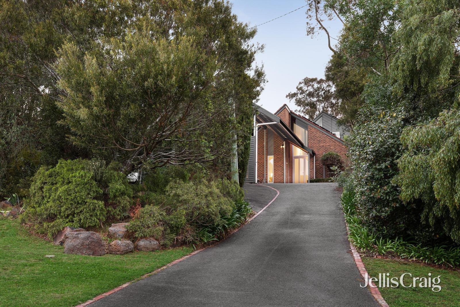 62 Bambara Road, Hurstbridge image 1