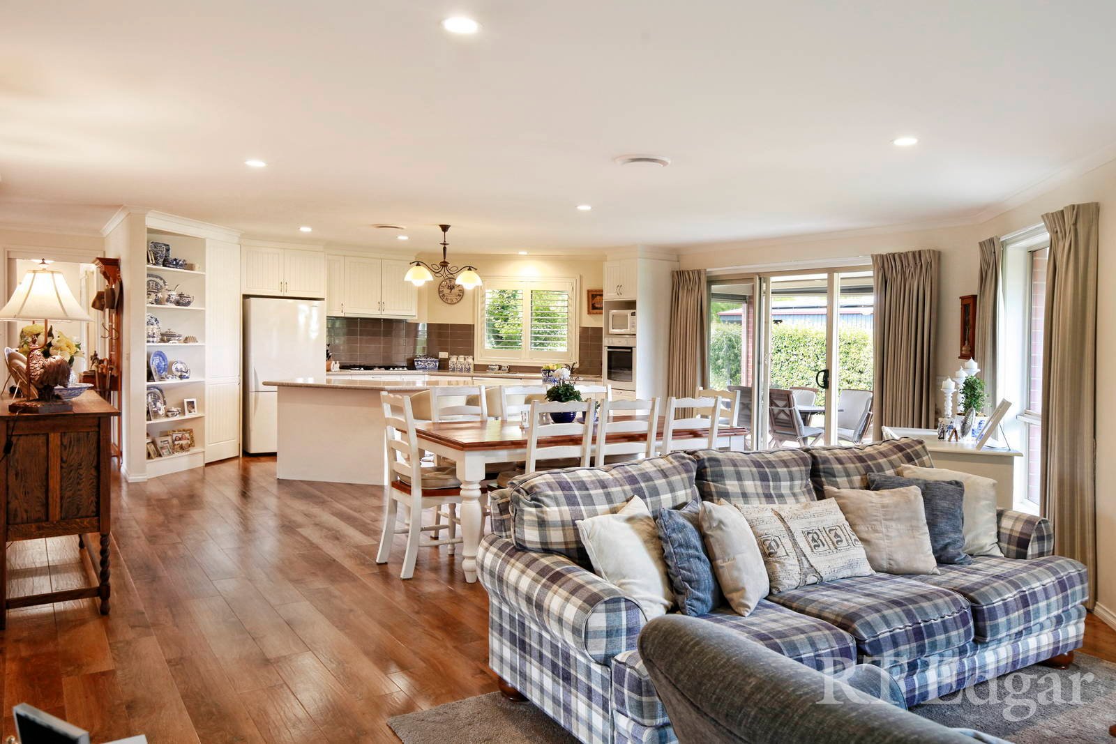 Property Gallery Thumbnail 4