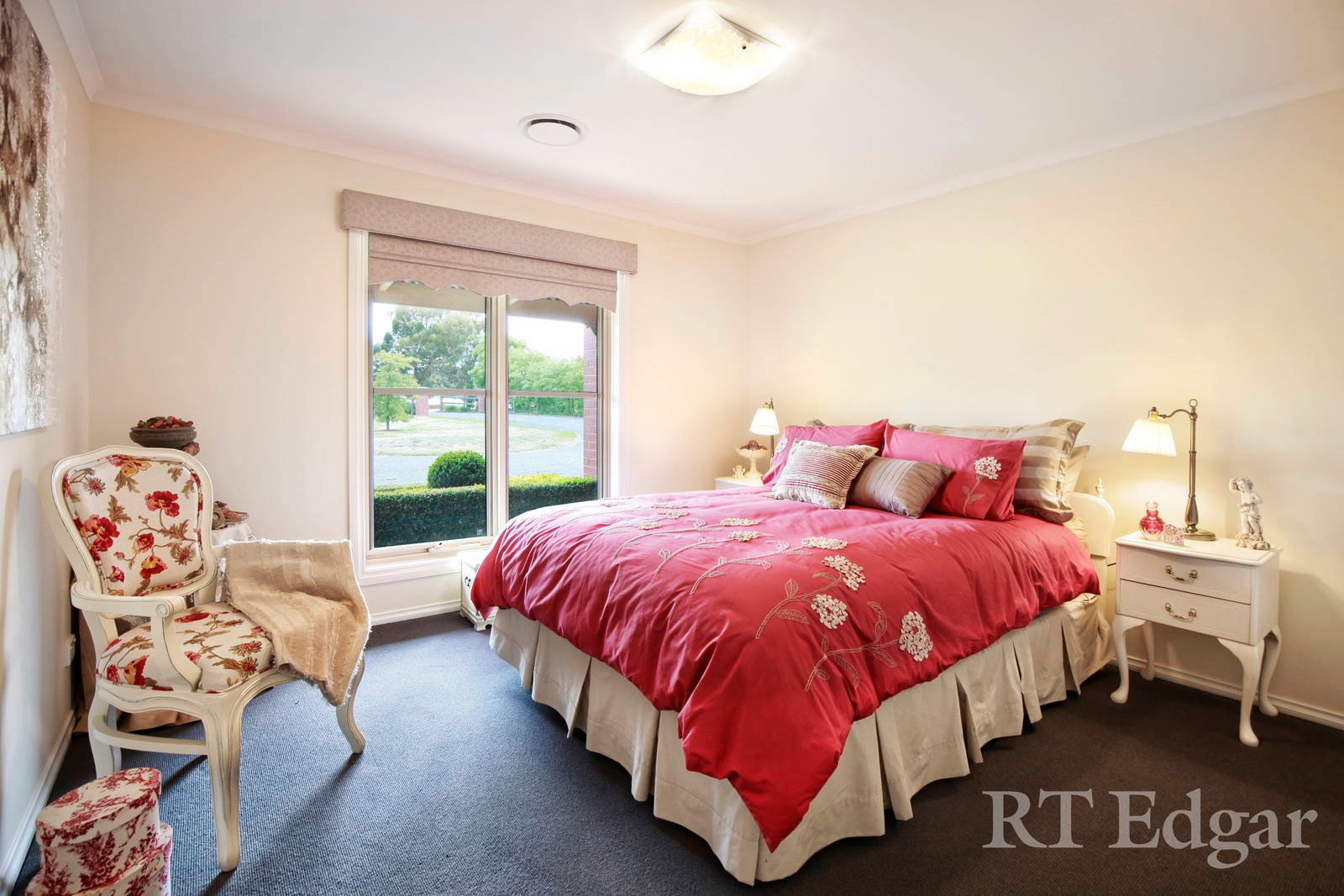 Property Gallery Thumbnail 12