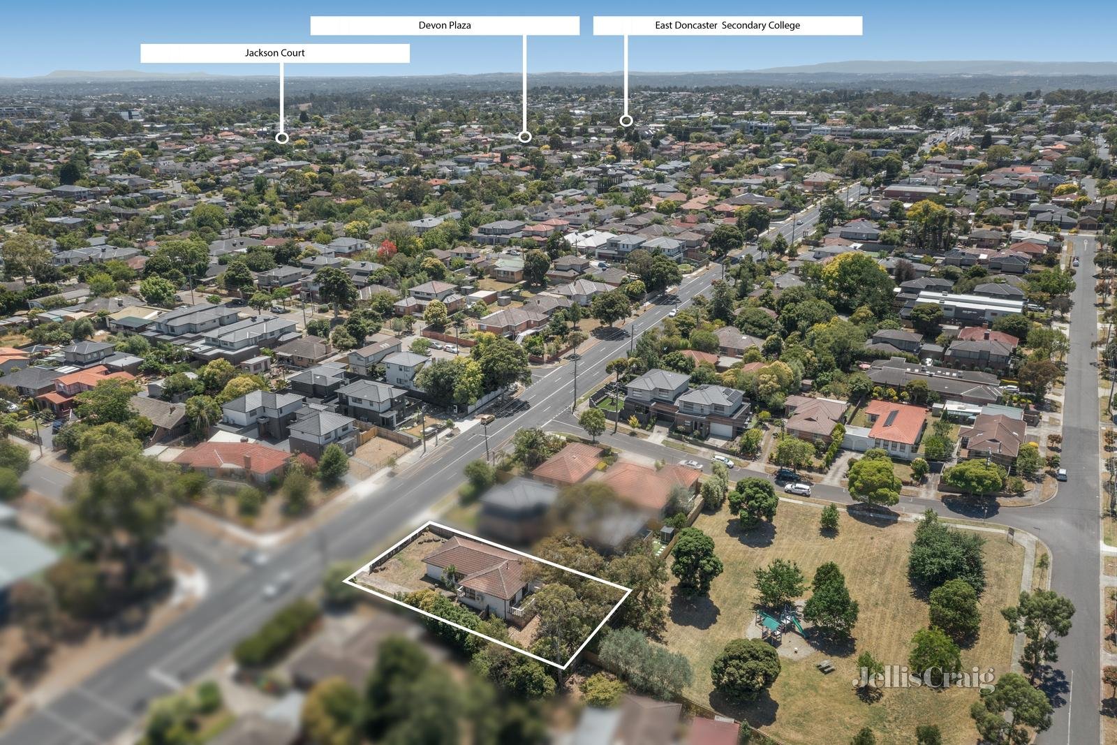 62 Blackburn Road, Doncaster East image 3