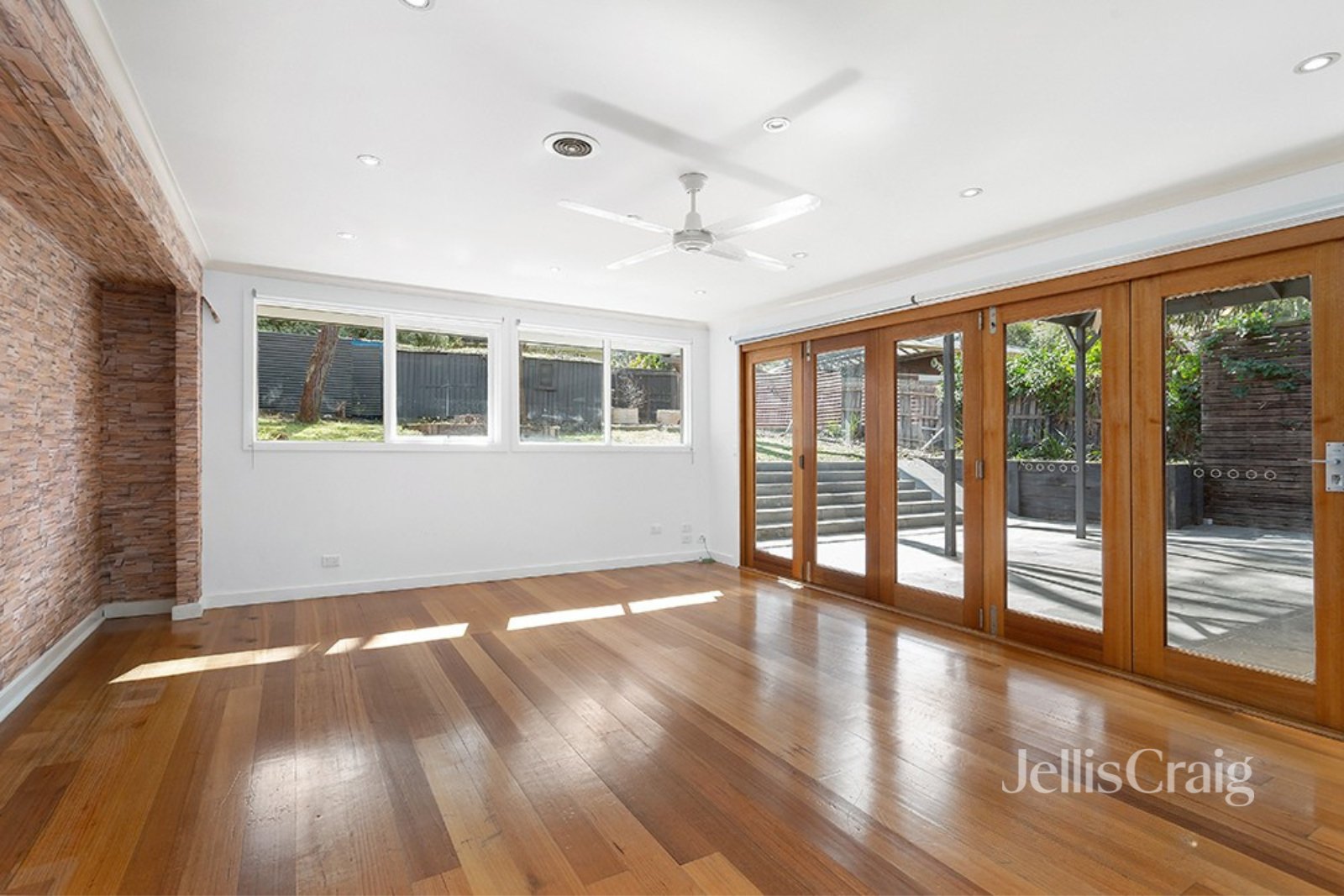 62 Clyde St, Diamond&nbsp;Creek image 2