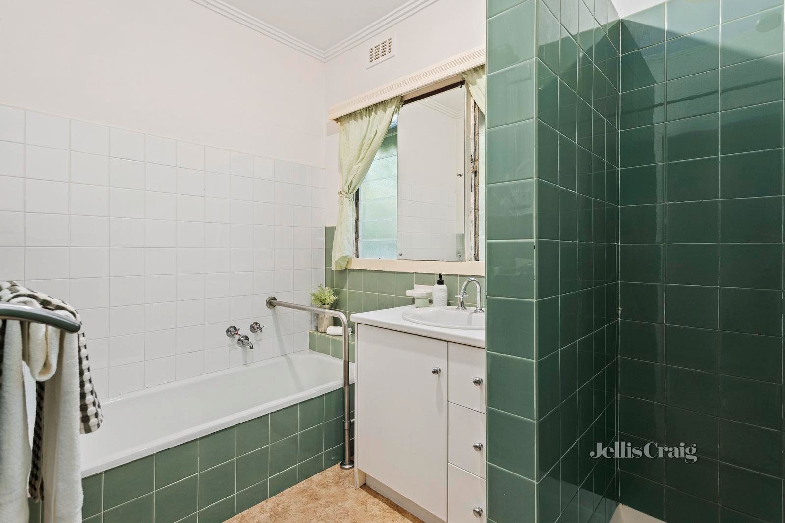 62 Dublin Road, Ringwood East image 7