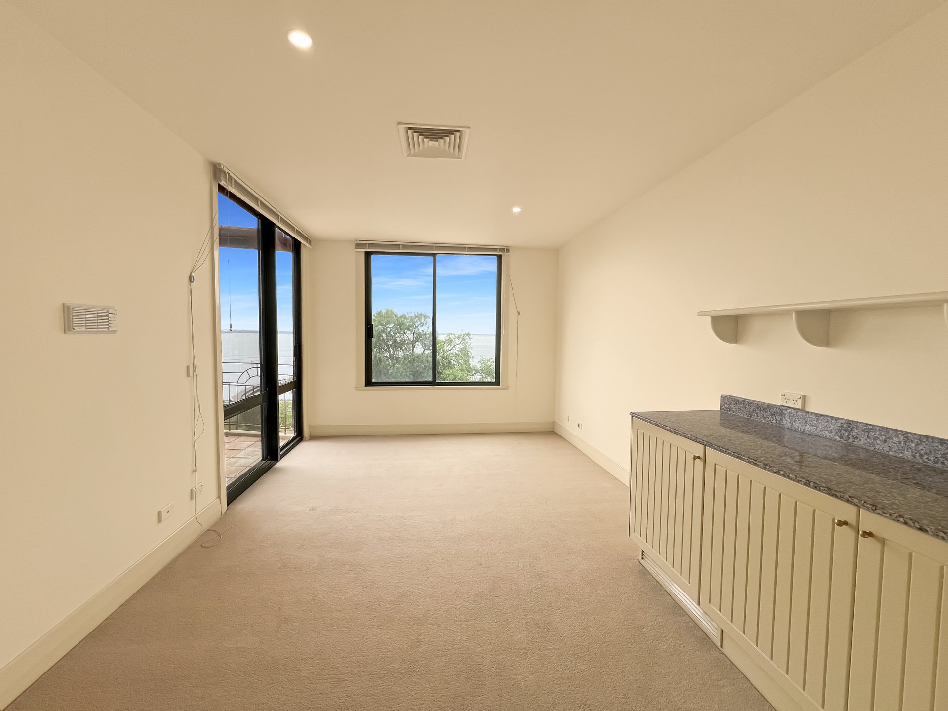 62 Eastern Beach Road, Geelong image 6