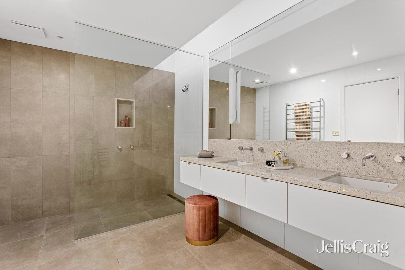 62 Empress Road, Surrey&nbsp;Hills image 7