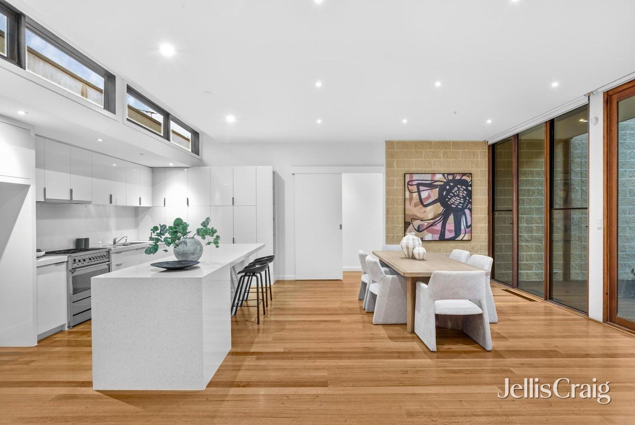 62 Empress Road, Surrey&nbsp;Hills image 11